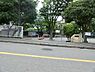 周辺：六浦西第二公園まで134m、きれいに整備された気持ちの良い空間で遊べます。