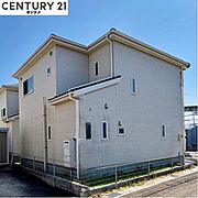 コチラは別アングルから見た外観写真です。