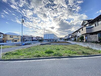 外観：五香駅から徒歩10分