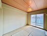 和室：＜和室／Japanese room＞6帖の和室，収納付きです
