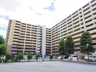 外観：上本郷駅、松戸新田駅から徒歩15分
