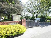我孫子市立我孫子第一小学校まで450m、徒歩約6分お子様の通学も安心ですね