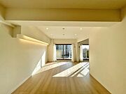 ＜リビング/Living room＞13帖のLD?、隣室洋室と繋げて使用できます