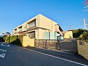 鎌ケ谷ひかり幼稚園まで654m、徒歩約9分送り迎えに嬉しい距離ですね！