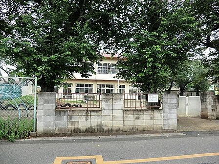 若葉保育園まで1219m