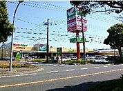 ヨークマート六高台店まで560m、ヨークマート六高台店