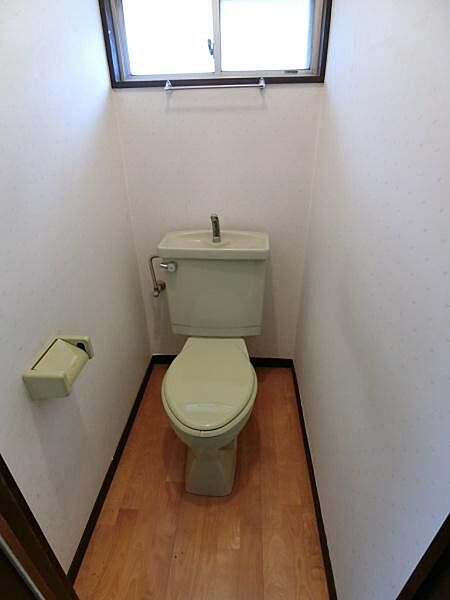 トイレを拡大表示