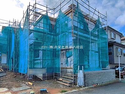 外観：建築中