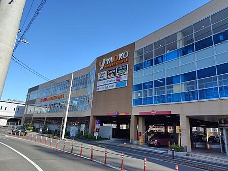 ヤオコー柏高柳駅前店まで393m、徒歩約5分毎日のお買い物に便利ですね