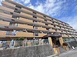 金沢八景駅まで徒歩5分。角部屋23.5帖が叶える開放的な日常
