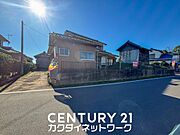 小学校・スーパー近く住みやすい環境です。