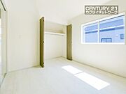 住まう方でカスタマイズしていただけるシンプルなデザインの内装。