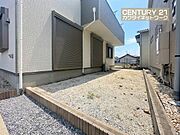 お庭では、家庭菜園などを楽しめます。