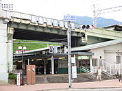 阪急王子公園駅まで徒歩４分３５０メートル