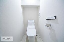 [トイレ] 清潔感のある色味のお手洗いです！さわやかでスッキリする空間です！お手入れがしやすいトイレです！