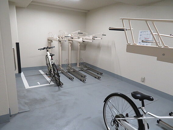 駐輪場になりま...