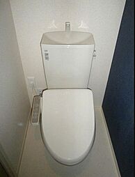 [トイレ] ネット無料。ゆったりとした空間のトイレです