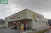 パサージュ奉還町 879m