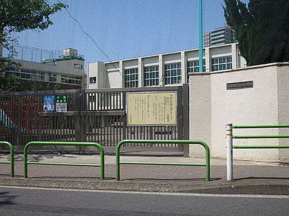大田区立入新井...