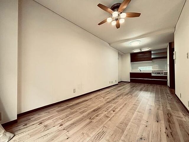 リビング/ダイニング スターホームズロイヤルメゾン多摩川 2階/-