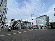 湘南台駅(小田急 江ノ島線)まで1508m、小田急江ノ島線、相鉄いずみ野線、横浜市営地下鉄ブルーラインの三路線が利用できます。