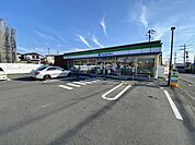 ファミリーマート藤沢稲荷店まで1276m