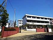 大庭中学校まで1460m