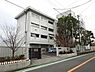 周辺：明治中学校まで358m