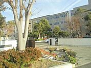 藤沢市立大清水中学校まで1739m