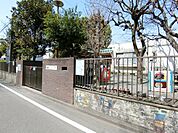 亀井野保育園まで750m、亀井野保育園　六会日大前駅約徒歩8分