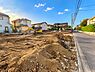 外観：前面道路含む現地写真