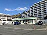 周辺：ファミリーマート本藤沢六丁目店まで1065m