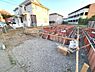 その他：整然と配置された基礎工事の様子が確認できこれからの建設工程が期待されます。