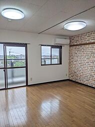 シャトル弐番館 4階1DKのリビング/ダイニング