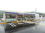 ローソン米原梅ヶ原店まで1383m