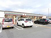 セブンイレブン彦根地蔵町店まで721m