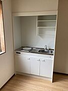※お部屋により内装の色合いが異なります。