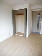 ※お部屋により内装の色合いが異なります。
