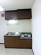 ※お部屋により内装の色合い等異なります。