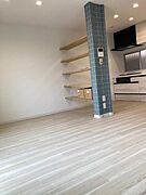 ※お部屋により内装の色合いが異なります