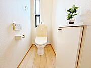 白を基調としたシンプルながらも落ち着くデザイン。