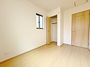 4.31帖の納戸です。在宅ワークにもおすすめの空間。