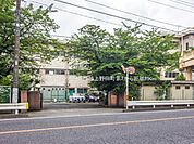川越市立泉小学校 890m