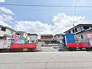 右側が当物件。居住性を一段と心地よいものにしています。(令和8年3月 撮影)