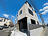 駐車場：角地という恵まれた条件を活かし、豊かな暮らしを創り出しました。