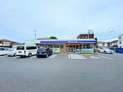 ローソン東大成町1丁目店まで約450m