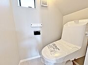 白を基調としたシンプルながらも落ち着くデザイン。