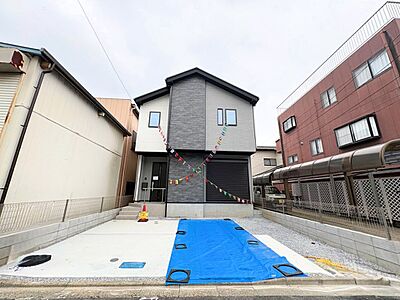 外観:小・中学校まで徒歩9分以内でお子様の通学も安心です。 外観:小・中学校まで徒歩9分以内でお子様の通学も安心です。