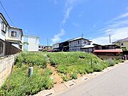 敷地面積は41坪以上、建築条件はございません。