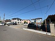 敷地広々37.8坪。建築条件はございません。お好きなハウスメーカーで建築できます。(令和8年6月 撮影)